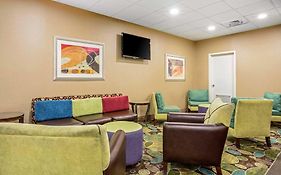 Comfort Inn Downtown Memphis 3*